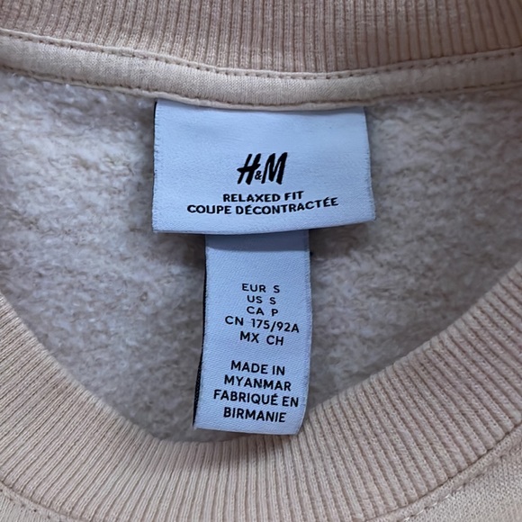 Pale Yellow H&M Crewneck - Picture 4 of 4